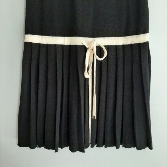 JUICY COUTURE 100% Wool Tennis Drop Waist Pleated Dress B&W Sz S - Picture 5 of 15